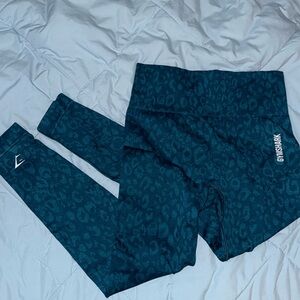 GymShark Adapt Animal Seamless Leggings - Medium - Teal